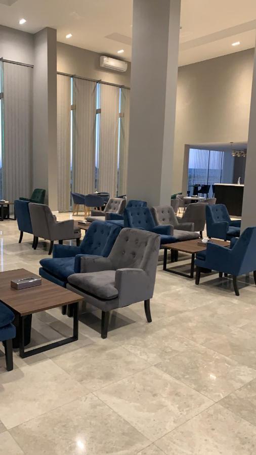 قولدن سكوير طريق الرياض Golden Square Riyadh Road Хамис-Мушайт Экстерьер фото