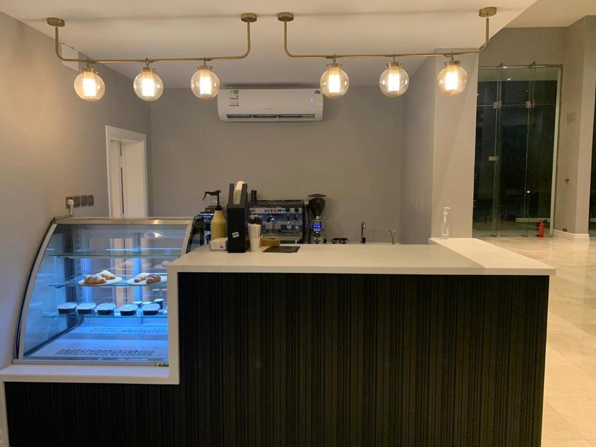 قولدن سكوير طريق الرياض Golden Square Riyadh Road Хамис-Мушайт Экстерьер фото