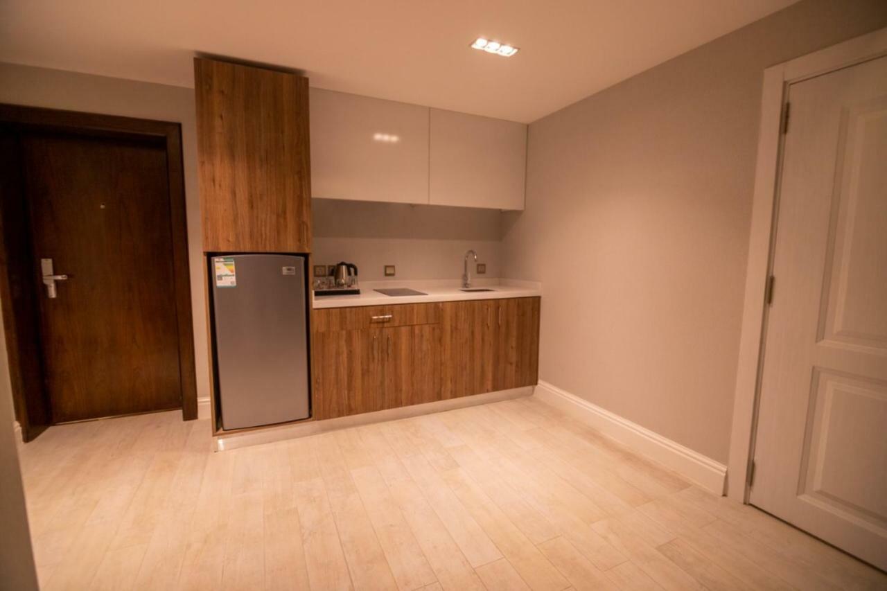 قولدن سكوير طريق الرياض Golden Square Riyadh Road Хамис-Мушайт Экстерьер фото