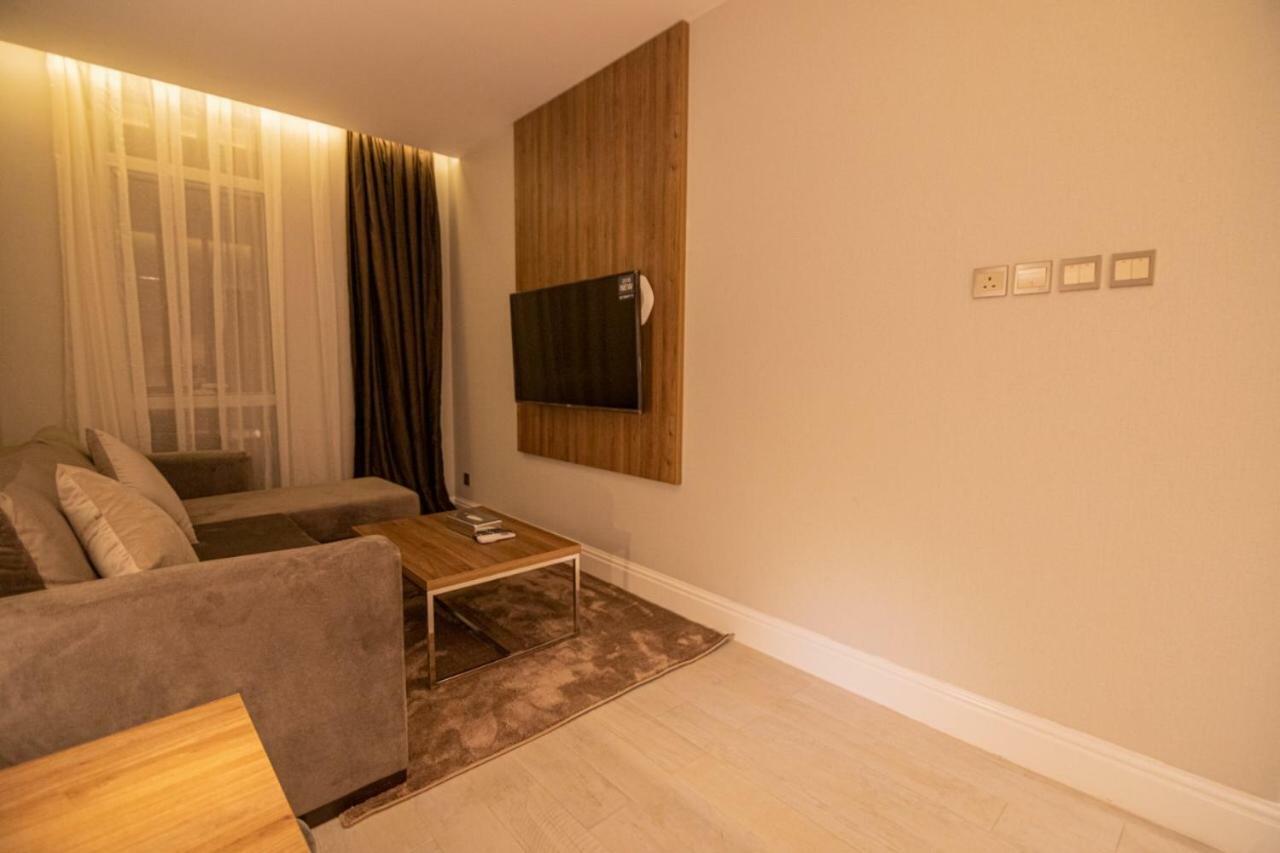 قولدن سكوير طريق الرياض Golden Square Riyadh Road Хамис-Мушайт Экстерьер фото
