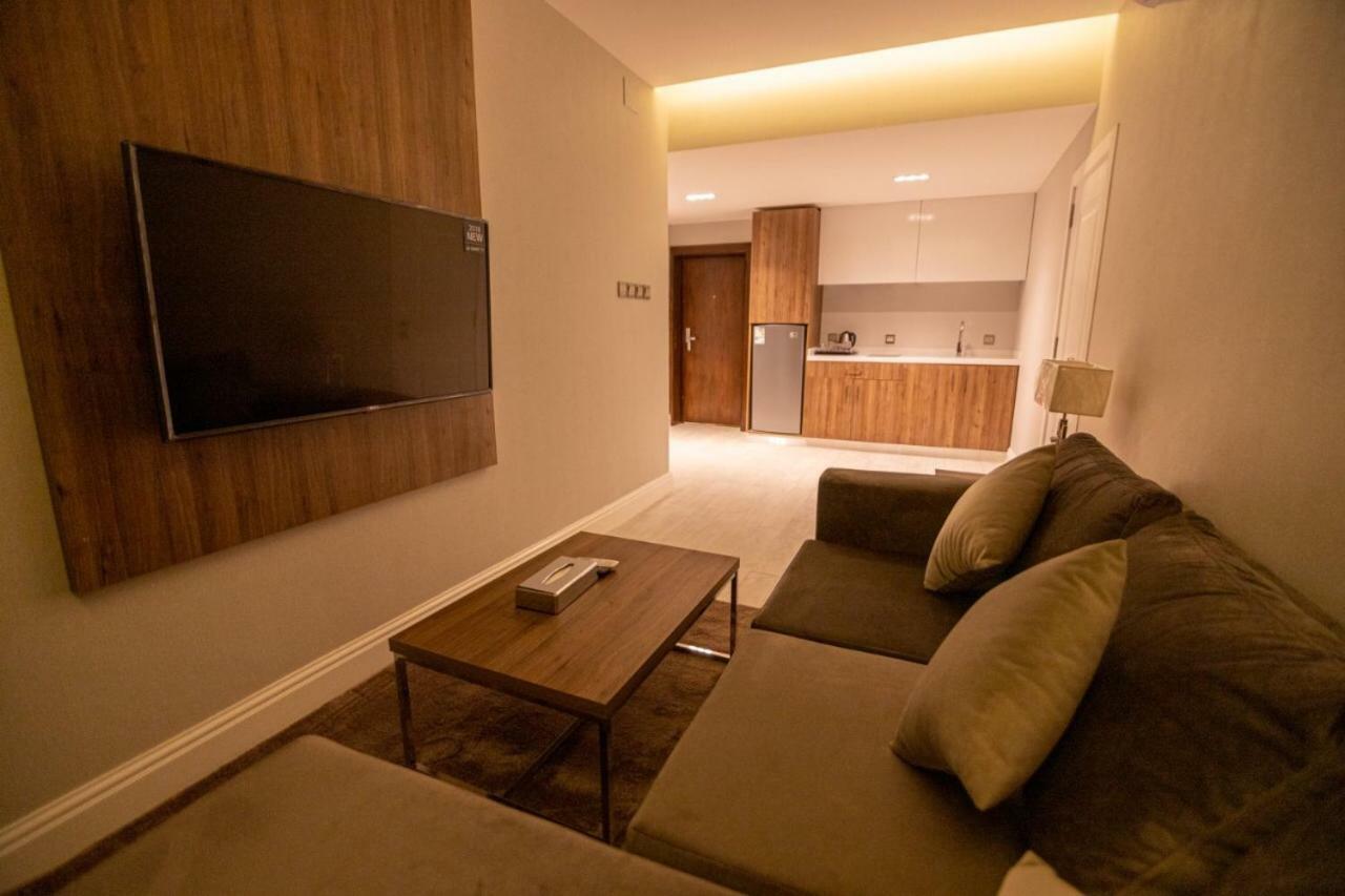 قولدن سكوير طريق الرياض Golden Square Riyadh Road Хамис-Мушайт Экстерьер фото
